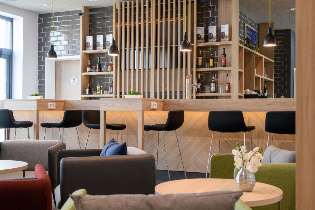 Express - By Ihg Hotel 3*