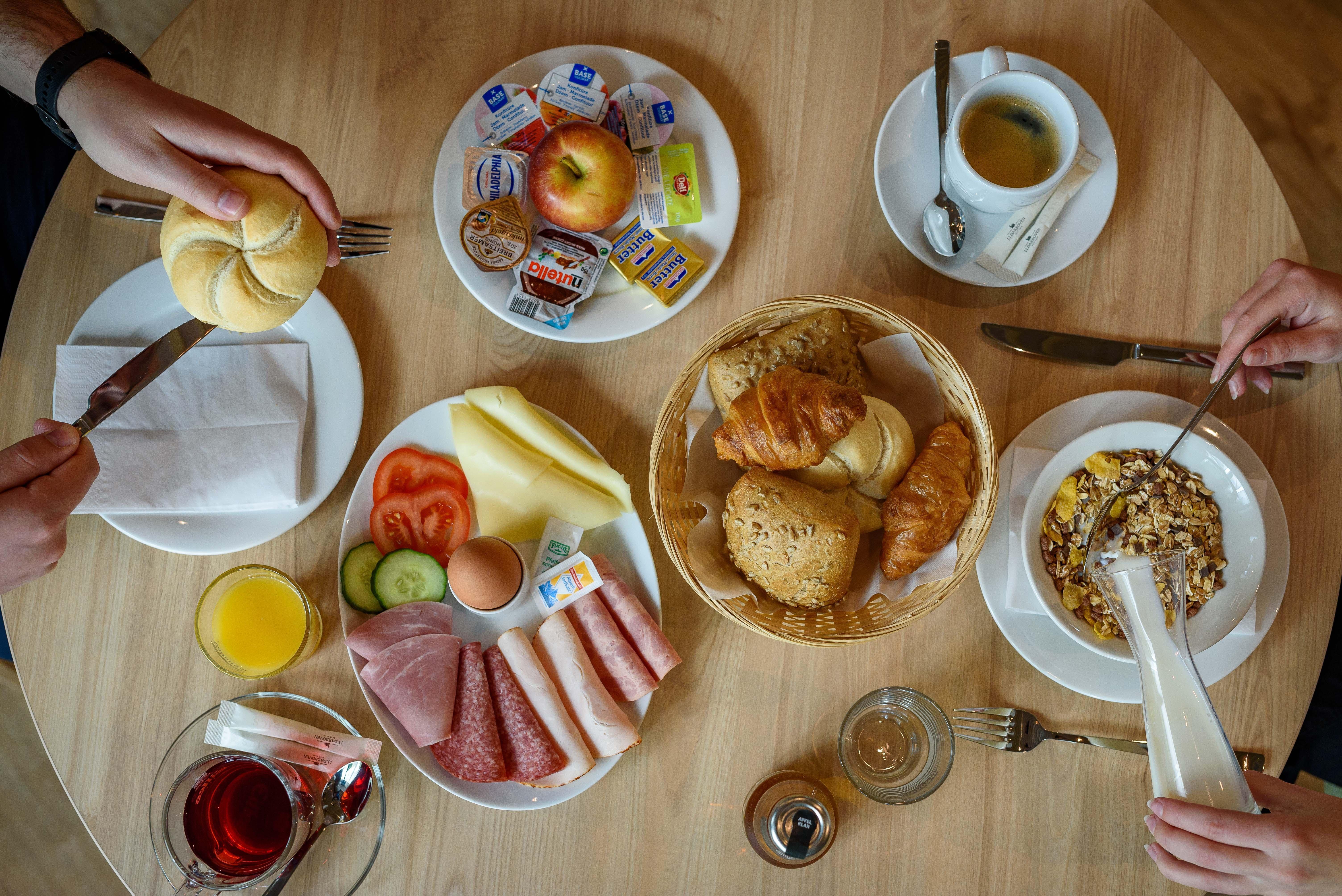 Hotel Express - By Ihg 3*